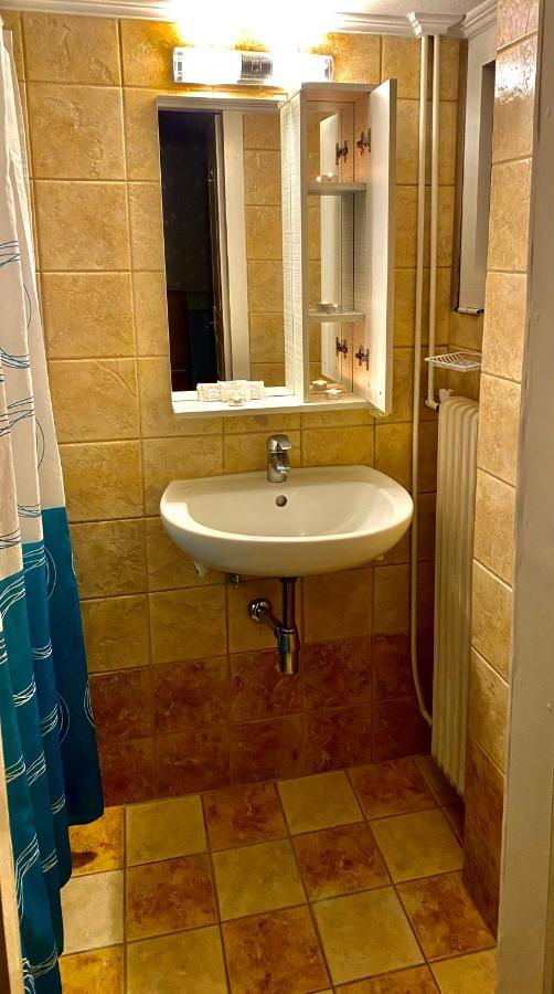 Arma Faliro Rooms Αθήνα Εξωτερικό φωτογραφία